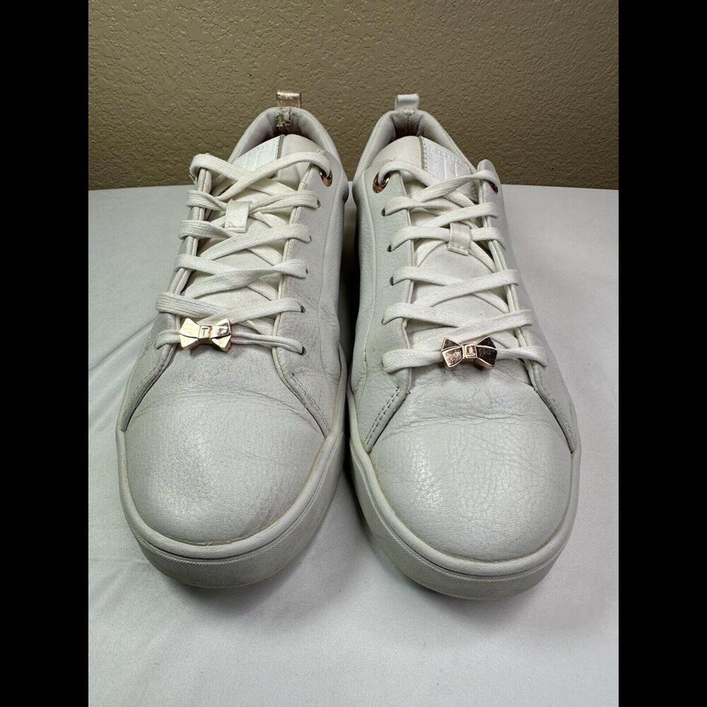 Ted Baker Ivory  and‎ Rose Gold Size 8 Fashion Sneaker Sneaker